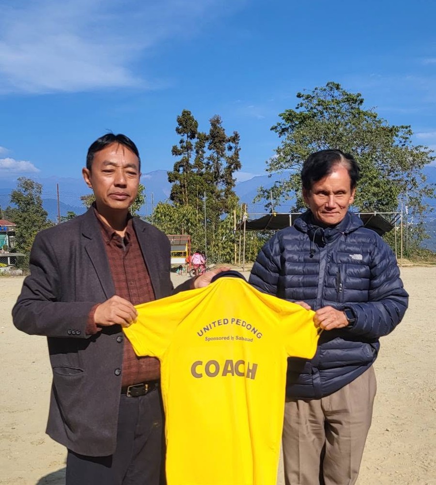United Pedong coach jersey presentation